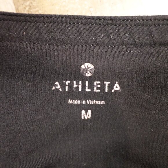 Athleta Black Crop Leggings | Size M | 20” Inseam | Zip Pocket | Mesh Panels - Picture 2 of 12